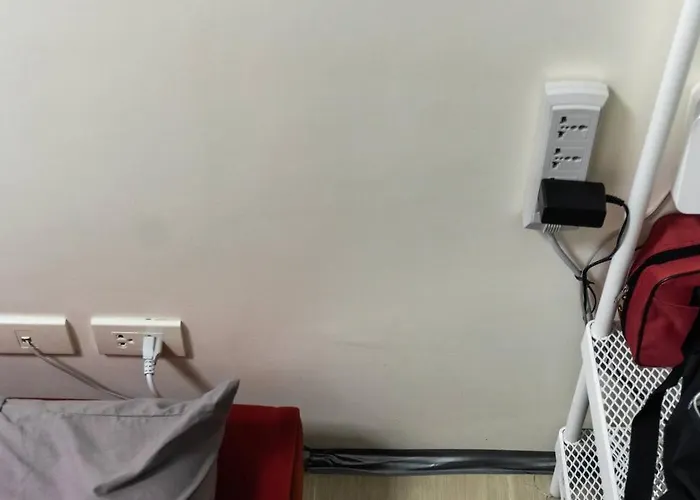 Apartment Luxury In Pasig Fastwifipoolsmartlock *