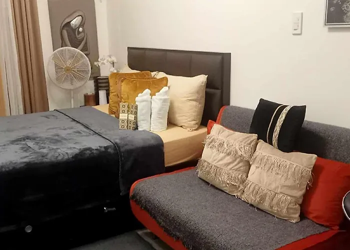 Luxury In Pasig Fastwifipoolsmartlock Apartment Manila